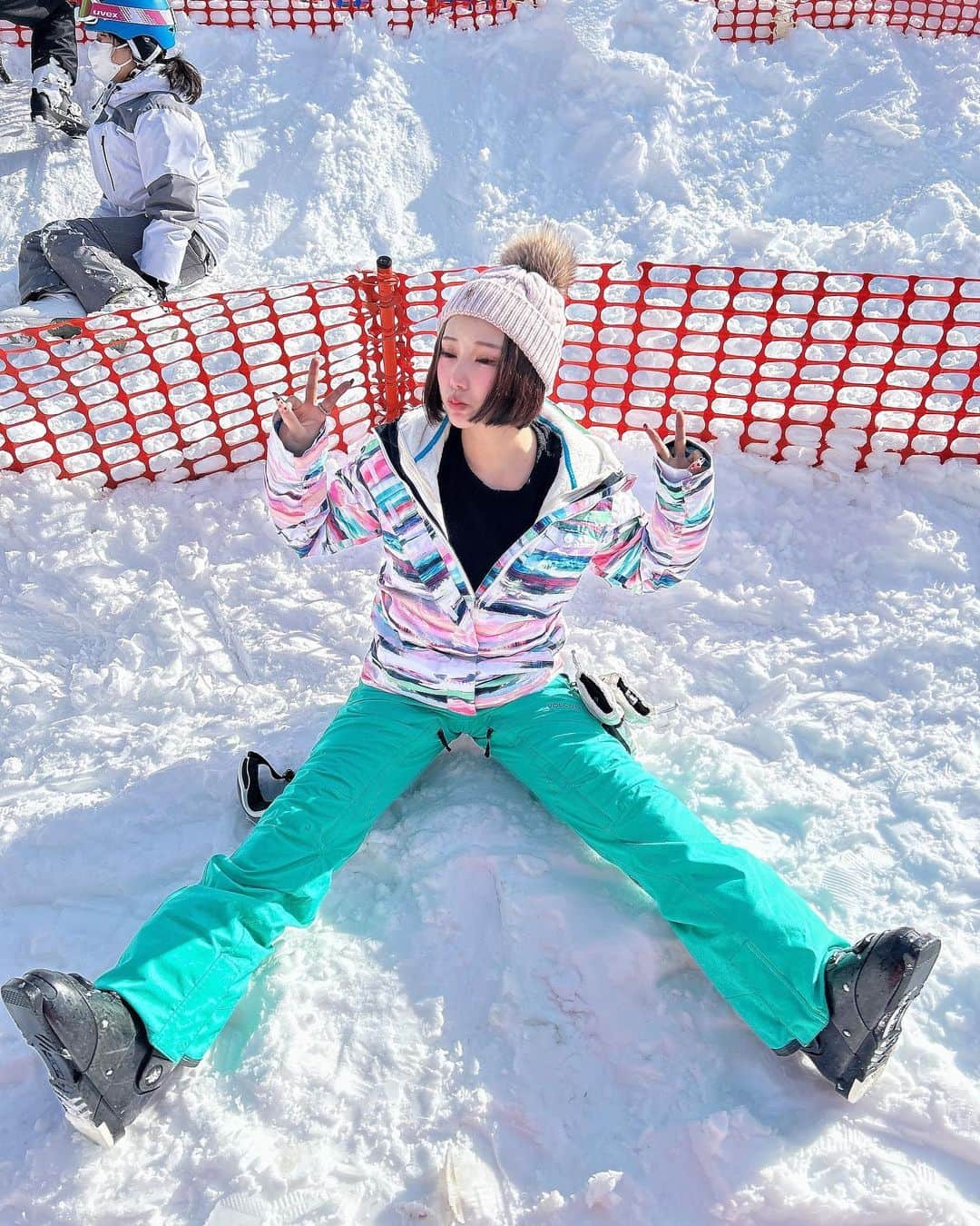 壮絶のリカさんのインスタグラム写真 - (壮絶のリカInstagram)「5年ぶりにスキーした⛷ #スキー女子　#スノボ女子」2月12日 18時28分 - baby_rikachan