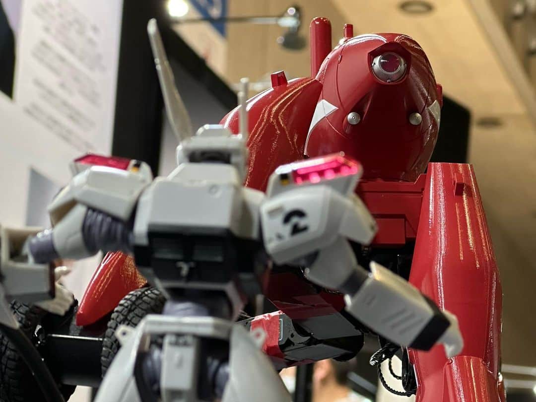 天神英貴さんのインスタグラム写真 - (天神英貴Instagram)「WF2023W 吉崎航さんとレイバー作りました！ もちろん動かしますので皆さん来てくださいね。 #パトレイバー　#クラブマンハイレッグ #天神英貴　#吉崎航　#patlabor #GSC #robot」2月12日 19時25分 - tenjin_hidetaka