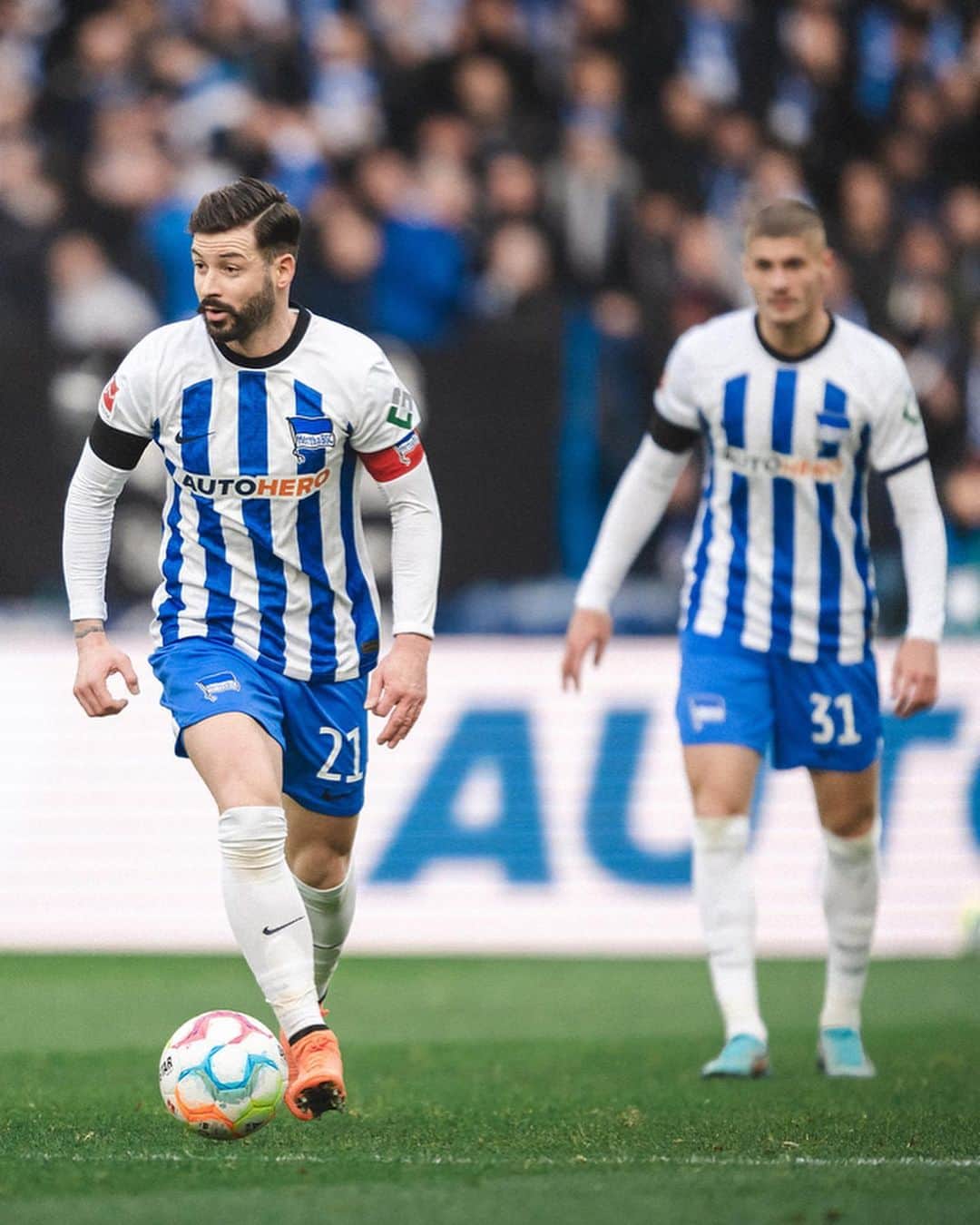 マルヴィン・プラッテンハルトのインスタグラム：「#team #shhht #3points #sosiehtsaus #200geknackt #hahohe 👊」