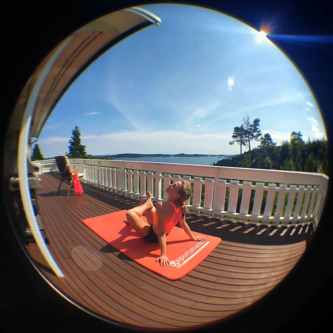 イザベル・ペダーセンのインスタグラム：「Sunday daydreaming」