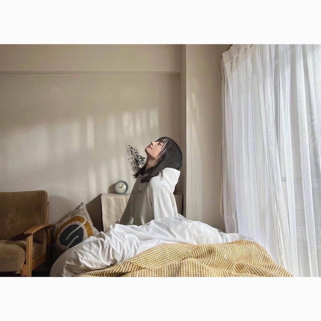 実熊瑠琉さんのインスタグラム写真 - (実熊瑠琉Instagram)「冬の朝の空気がすごい好き  早起きはすごく得意です でもお昼まで寝るのも得意です」2月12日 21時54分 - ruru_mikuma