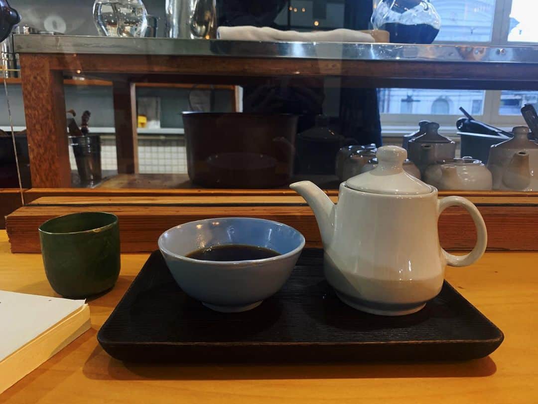 ゆきほさんのインスタグラム写真 - (ゆきほInstagram)「久しぶり出町座 柑橘といちじく？とくるみ、ワインか何か色々入ったおしゃれジャムとサワークリーム  ホットコーヒーあっさりの苦めで。 久しぶりにカフェイン摂取した。  #出町柳 #京都喫茶店」2月12日 22時40分 - yukifox