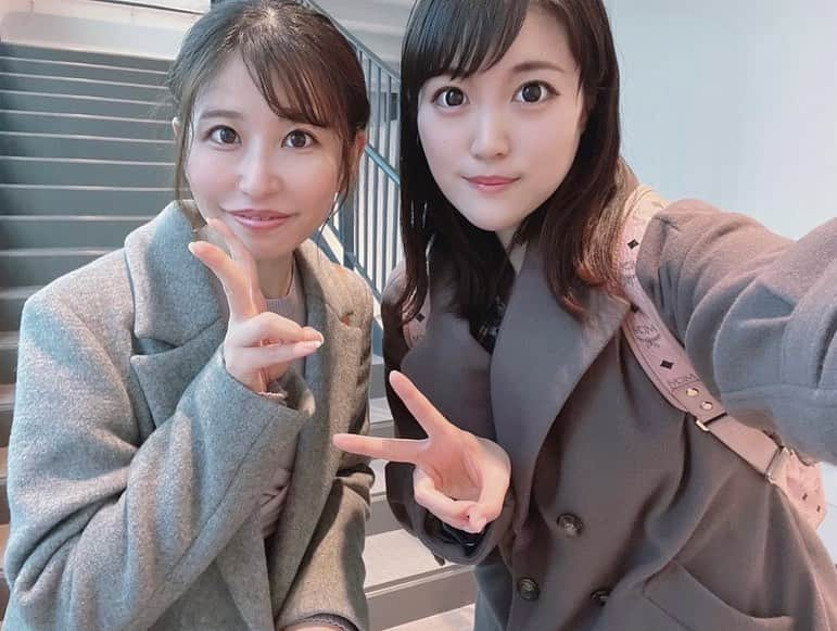 上村彩子さんのインスタグラム写真 - (上村彩子Instagram)「お誕生日を迎えてレベルアップしました🎂 お祝いメッセージありがとうございます！ . 歳を重ねて良かったなぁと思うことのひとつは、 素敵なご飯を食べて幸せと感じる機会が増えたこと🍽 昔よりも心の余裕ができた気がします♪ . ふじもんがお祝いしてくれました🥺🎁 ありがとううう！ ふじもんからは阪神さんのお話をいっぱい教えてもらったので 今年の野球も楽しみだ〜✨⚾️」2月12日 22時47分 - ayako_uem