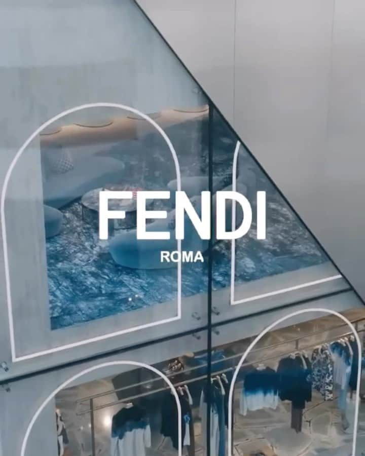 イ・ミンホのインスタグラム：「@fendi @wkorea」