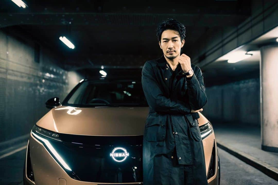 大谷亮平のインスタグラム：「GQ WEB×NISSAN ARIYA💐」