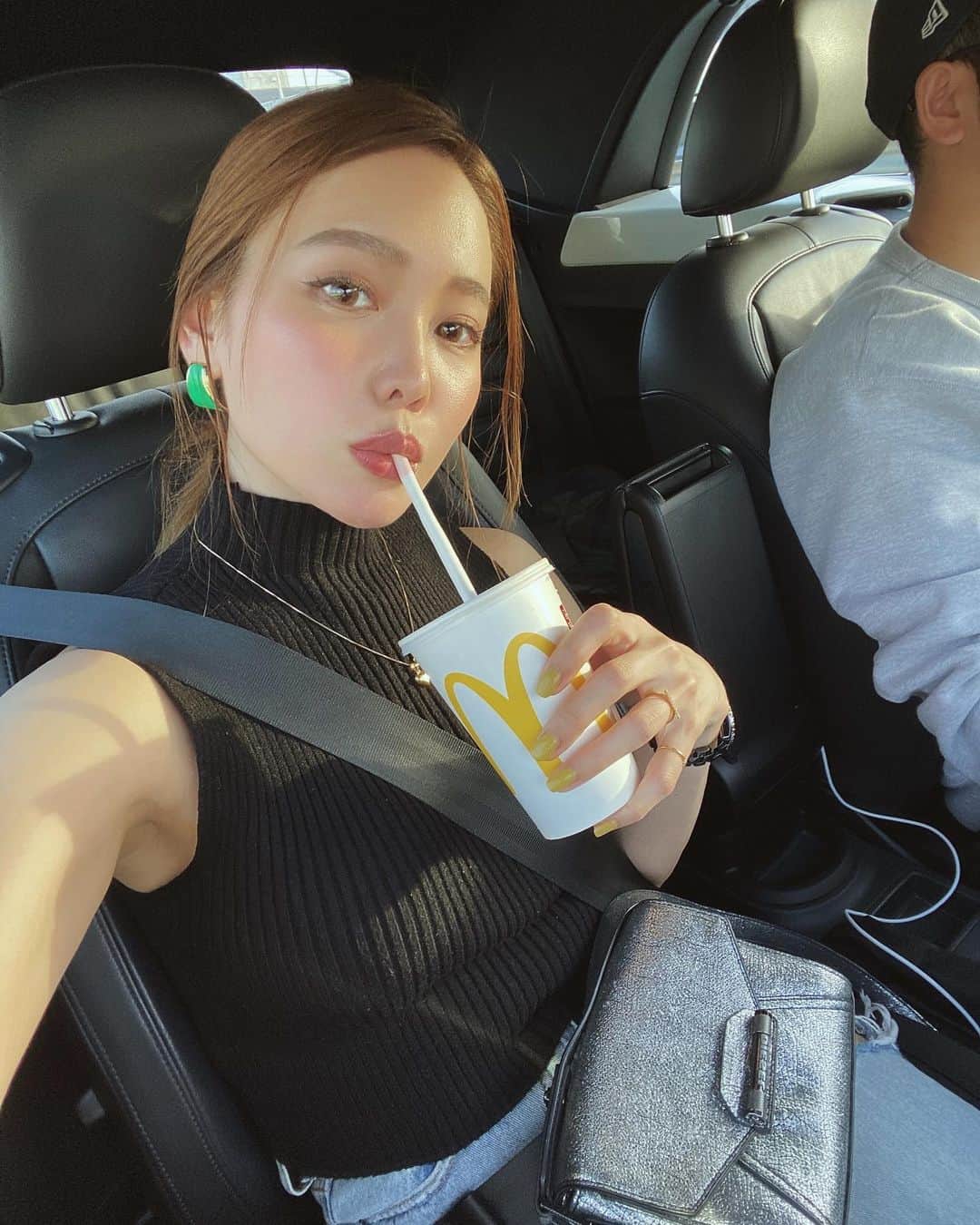 酒井麻里（Juri）のインスタグラム：「🎙❤️‍🔥🎸  #oneokrock」