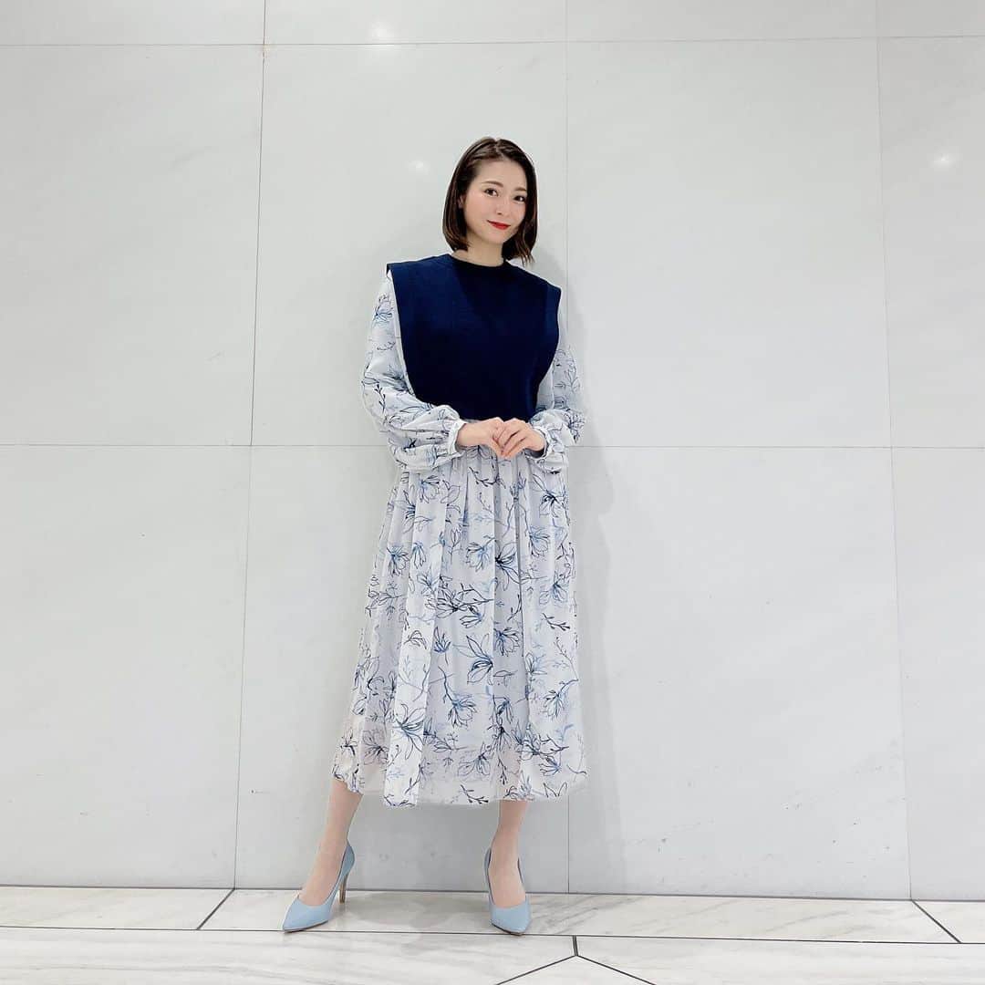 住田紗里のインスタグラム：「雨の1日でしたね、、、☔️ 今朝はワンピースでした  ワンピース mysty woman（@mystywoman_com）  #グッドモーニング#衣装#mystywoman#ワンピース#テレビ朝日#テレ朝#テレビ朝日アナウンサー#アナウンサー#住田紗里」