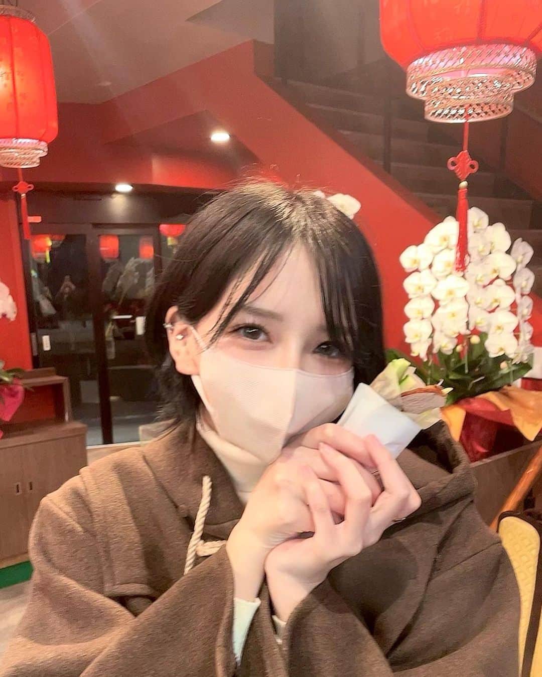 帆乃花のインスタグラム：「友達と中華街と浅草で食べまくってきた🫶 美味しかった〜︎  #中華街#中華街食べ歩き#浅草グルメ#浅草食べ歩き」