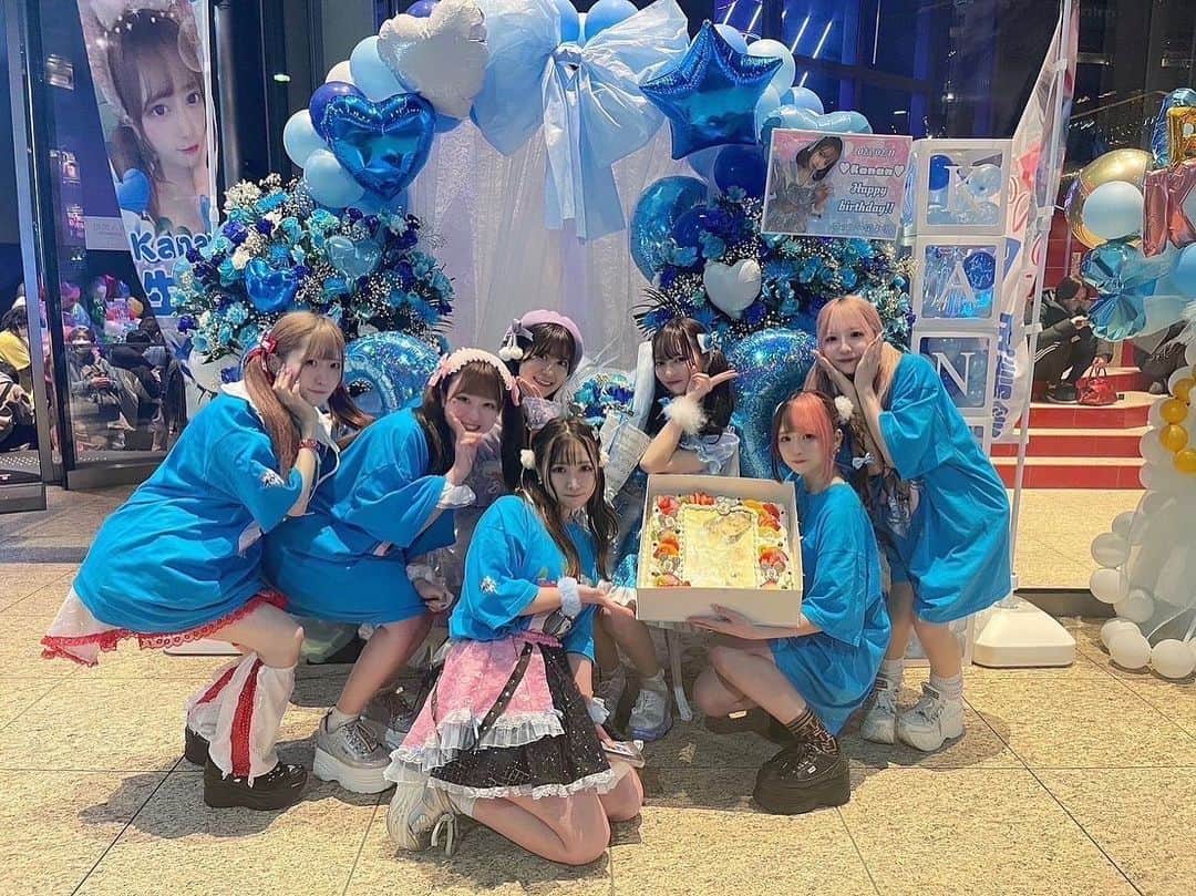 かなちゃのインスタグラム：「この7人でアイドルできたこと、生誕祭が出来たこと本当に良かった💓🐰うれしかったーっ!(´▽｀)  みんなも本当に練習がんばってくれて ありがとう！見えないところでも頑張ってたんだなって伝わります。。  いい仲間に出会えてよかった！」