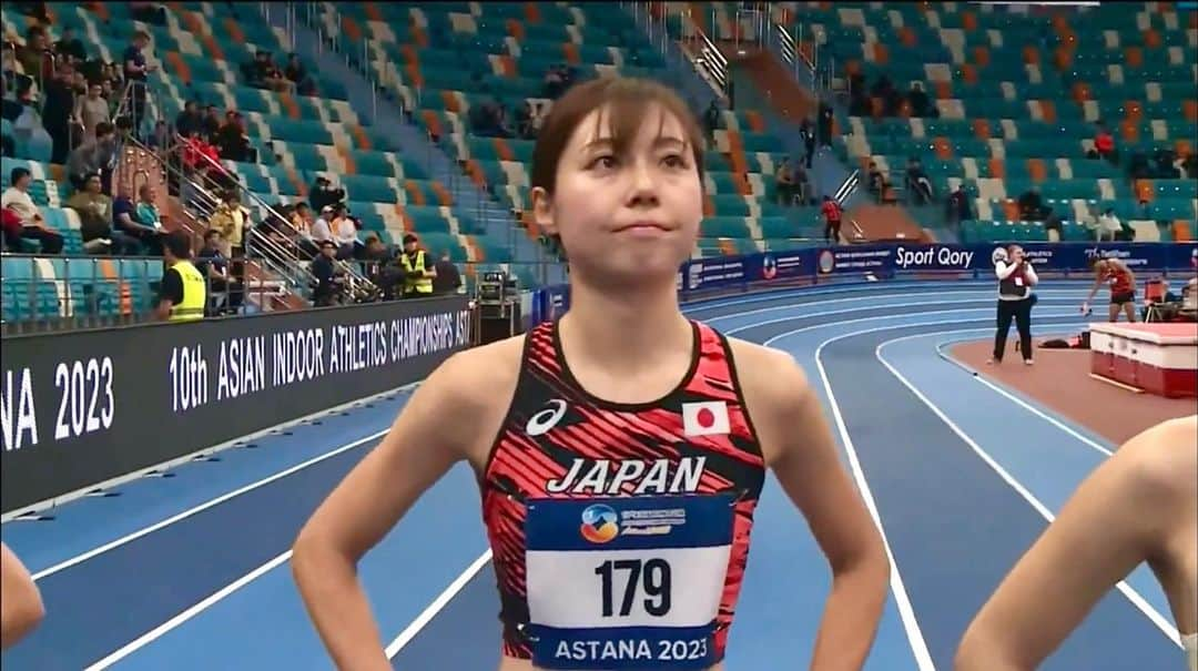 卜部蘭のインスタグラム：「. Asian indoor athletics championships🇰🇿🏃‍♀️ 1500m 4th  応援ありがとうございました🙇‍♀️🇯🇵！   #asianindoorathleticschampionships   #アジア室内 #陸上競技  #陸上  #japan   #trackandfield #running #1500m」