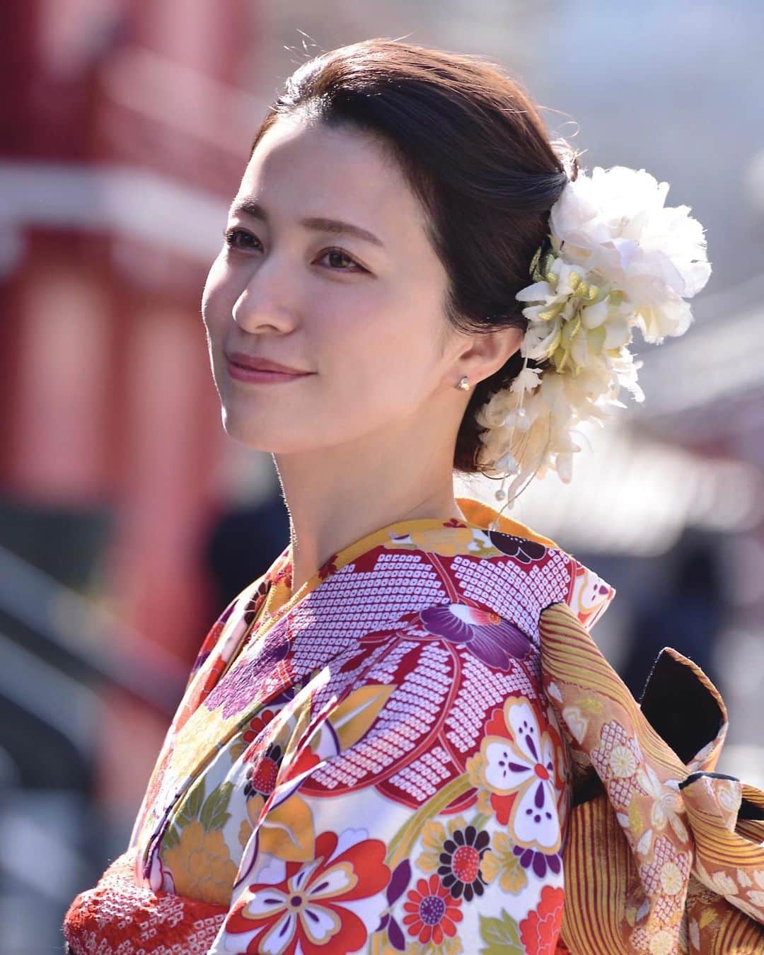 戸田れいのインスタグラム：「着物のお写真たくさん届いてます📸  綺麗に撮ってくれてありがとう❣️  Twitterとかファンクラブとか色んなところにばら撒くぞ🕊️  お着物とても綺麗でしょ？？👘✨  #着物#浅草#kimono#華雅」