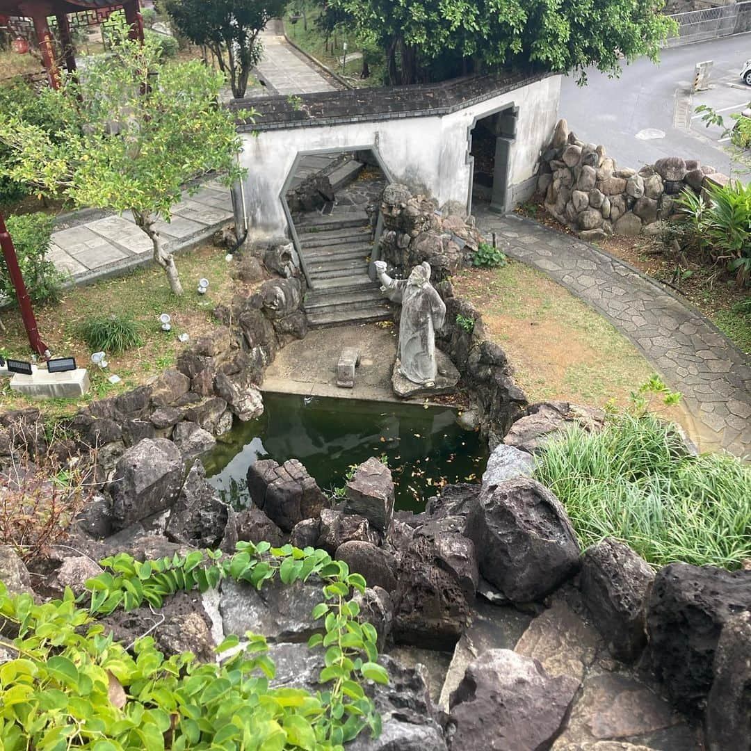 トニー・バーネットさんのインスタグラム写真 - (トニー・バーネットInstagram)「Fukushuen Garden. “The gardens of #fukushuengarden constitute three elemental spaces of brightness, calm and brilliance…” #naha #okinawa #japan」2月13日 21時46分 - tony.barnette