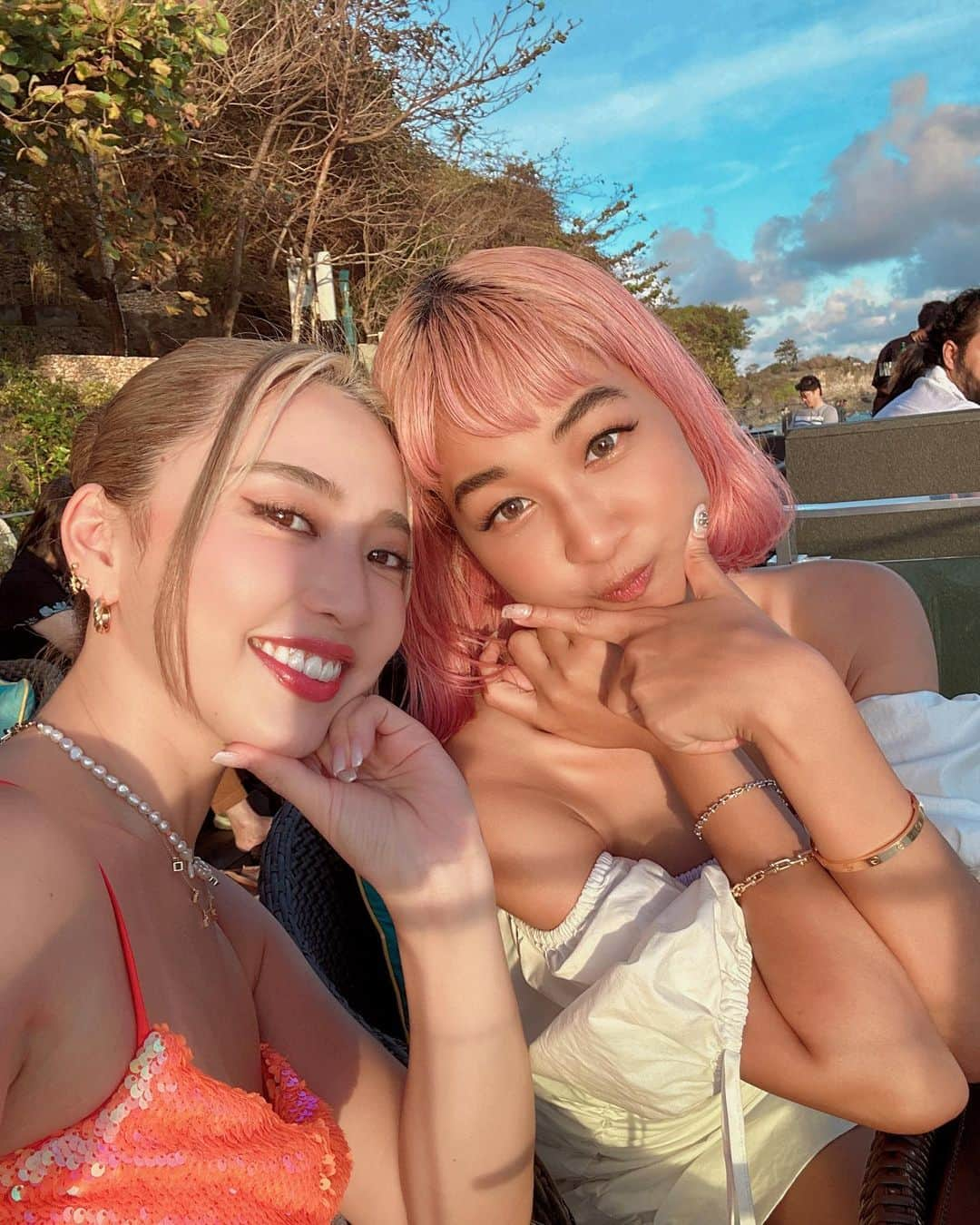 青山テルマさんのインスタグラム写真 - (青山テルマInstagram)「【時差ポスト】📍BALI - ホテル: @ayanaresort @ayanahotelsjp の新しく出来たAYANA SEGARAにalisaと行ってきたよ!!❤️🌴☀️本当に天国みたいなホテル。 ホテルから出なくても十分にバリを楽しめるオススメホテルなので、機会があったら是非行ってみてほしい!! @alisaueno のYoutubeのVLOG出てるので見てね🤍🤍🤍」2月13日 22時11分 - thelmaaoyama