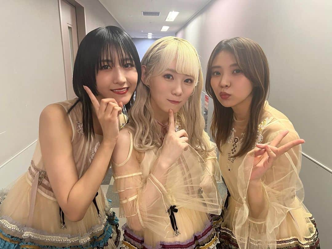 小池美波のインスタグラム：「♡  CDTVライブ!ライブ! "桜月"フルサイズでパフォーマンスさせていただきました‪‪☺︎‬  #CDTVライブライブ #櫻坂46 #桜月」