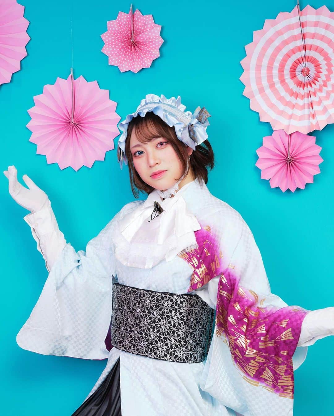 東京ベルエポック美容専門学校さんのインスタグラム写真 - (東京ベルエポック美容専門学校Instagram)「東ベルヘアメイク科2年生 卒業制作②  2年間学んだ技術力、表現力を 1つの作品として創り上げました😊  数人で1つのチームをつくり、作品のテーマを決め、テーマに合うモデルさんを探し、自分達の世界観を表現！  #ヘアメイク科 #作品撮り #東ベル #東京ベルエポック美容専門学校 #美容専門学校ベルエポック東京校 #美容学生 #美容専門学校  #美容学校  #美容垢 #美容師 #美容垢さんと繋がりたい#美容師なりたい#学生生活 #オープンキャンパス #美容師 #ヘアアレンジ #ヘアセット #ヘアメイク#アイリスト#アイデザイナー #ヘアメイクアーティスト #ブライダルヘアメイク #トータルビューティ#スタイリスト#エステティシャン #メイクアップアーティスト #東京ベル #ljk #sjk #fjk #高校生男子  --------------- 『東ベルパンフレットのご請求/オープンキャンパス予約』こちらから💁‍♀️💁‍♂️ @tokyo_belle」2月13日 22時49分 - tokyo_belle