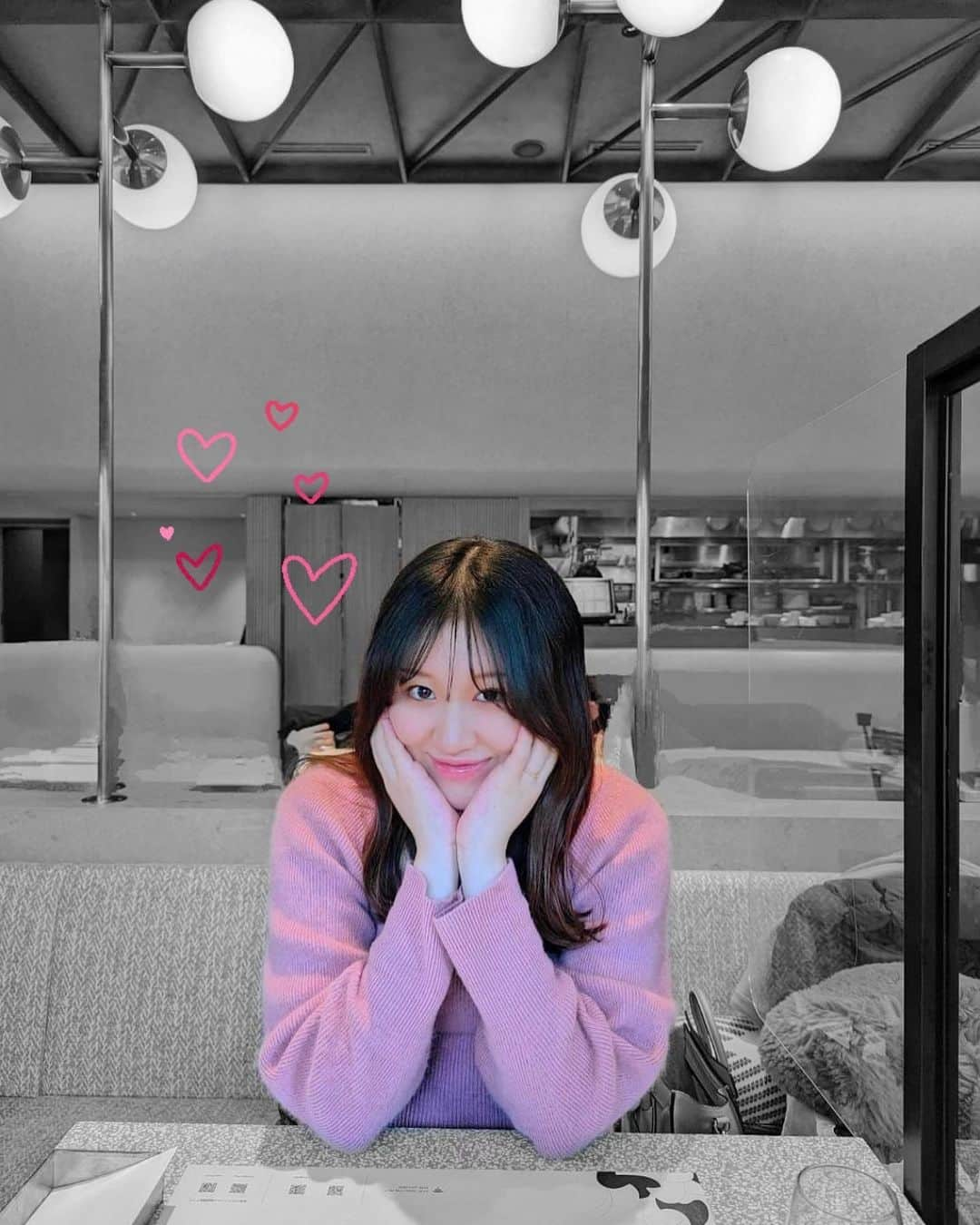 彩月つくしさんのインスタグラム写真 - (彩月つくしInstagram)「HAPPY VALENTINE'S DAY🍫💗🫶  #valentinesday2023 #love#chocolates 🤭」2月14日 9時13分 - iii_tsukushi_iii