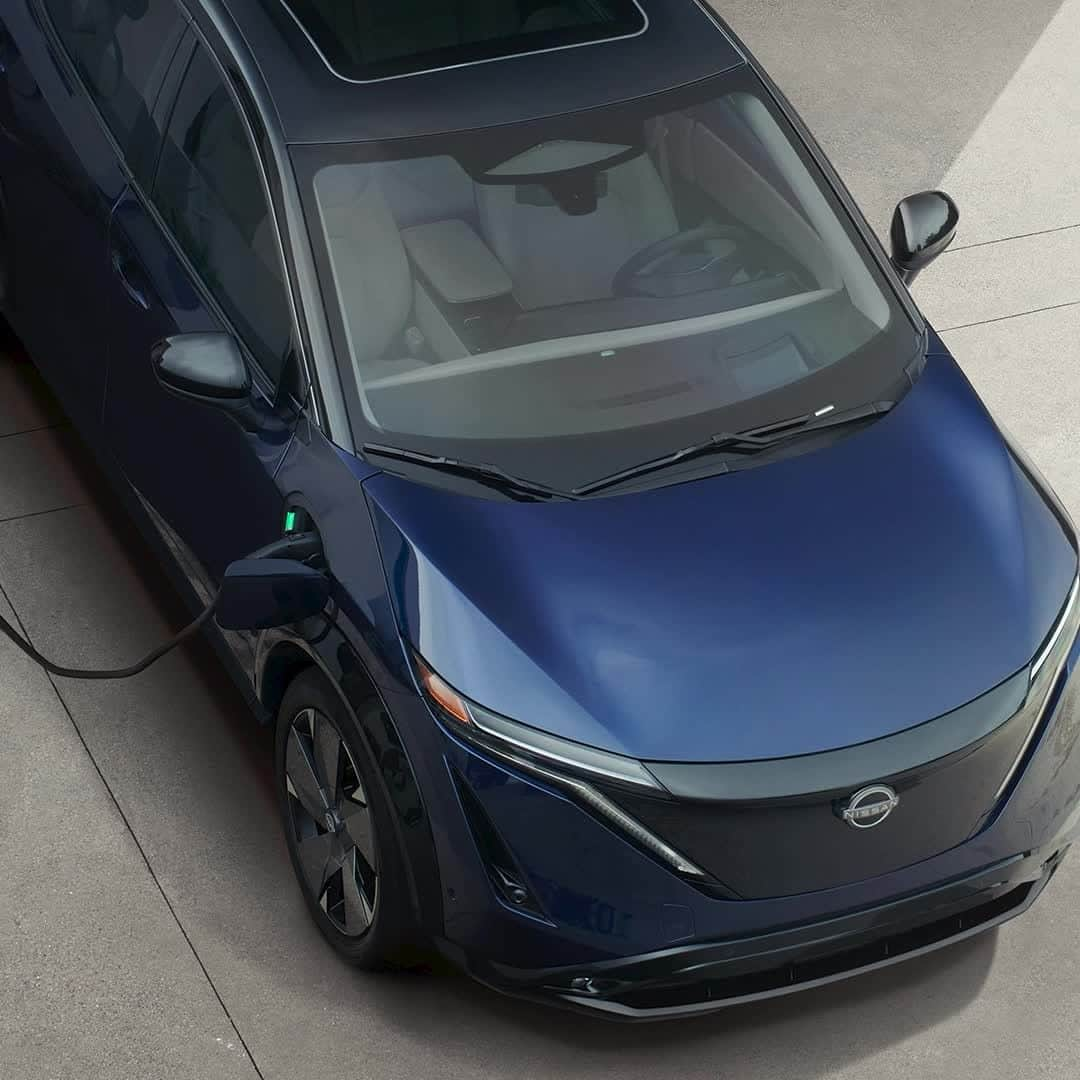 Nissan USA Official Instagram accountのインスタグラム：「Electric with an edge. #NissanARIYA」