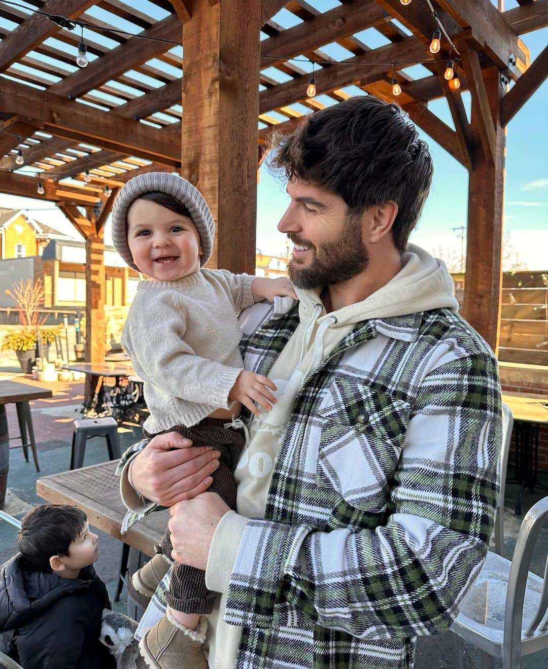 ニック・ベイトマンさんのインスタグラム写真 - (ニック・ベイトマンInstagram)「The Mean-mug on this lil guy 🤨」2月14日 2時35分 - nick__bateman