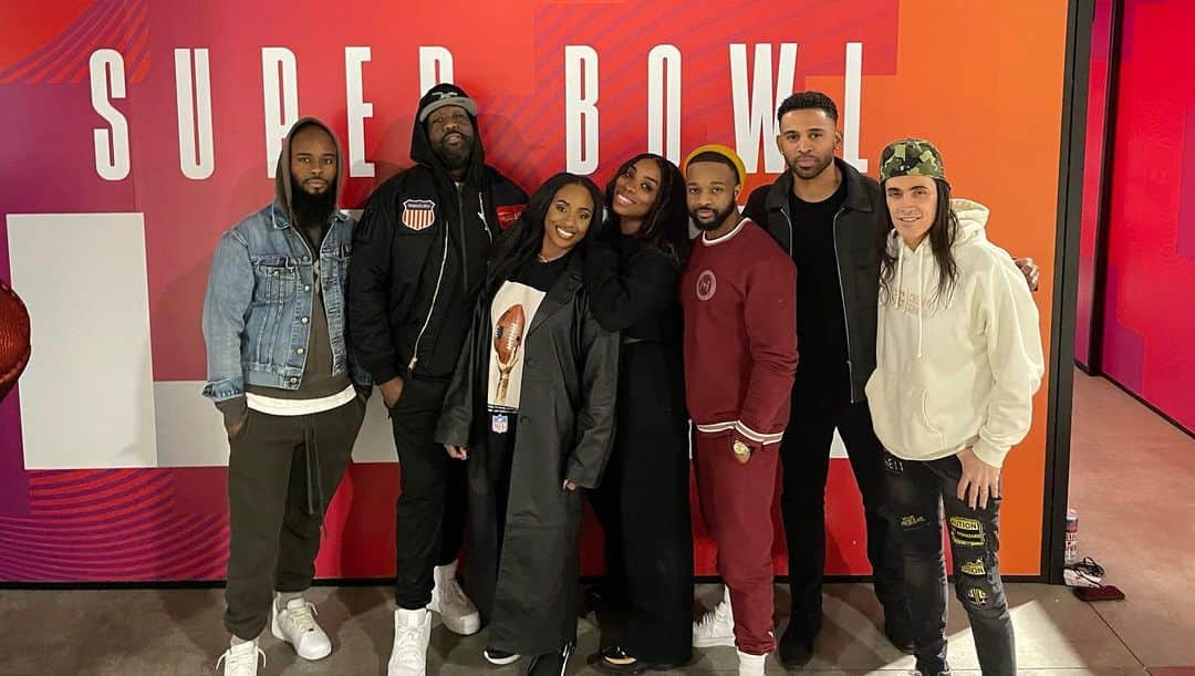 ネルソン・ベアトさんのインスタグラム写真 - (ネルソン・ベアトInstagram)「Still on a high from last night!!! Super Bowl was EPIC!!! So proud of @badgalriri and the whole squad!!! It felt so good to be back with the fam. Humbled that I could be a part of this moment in history!!! Big thanks to my bros @adamblackstone and @babebrice for the opportunity and leading us in excellence. Shout out to @parrisgoebel and all the amazing dancers! And the BGV squuaaadd @norelleiam @jessywilson !!!! We had a time last nighhtttt! #superbowl #rihanna #fenty #bgvs #bbe #anticrew #backgroundsingers #Badgalriri #superbowl2023 #fentybowl #rihannanavy」2月14日 2時46分 - nelsonbeato