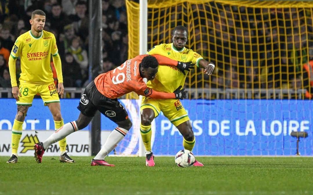 のインスタグラム：「+3✅ #MS17 #fcnantes」