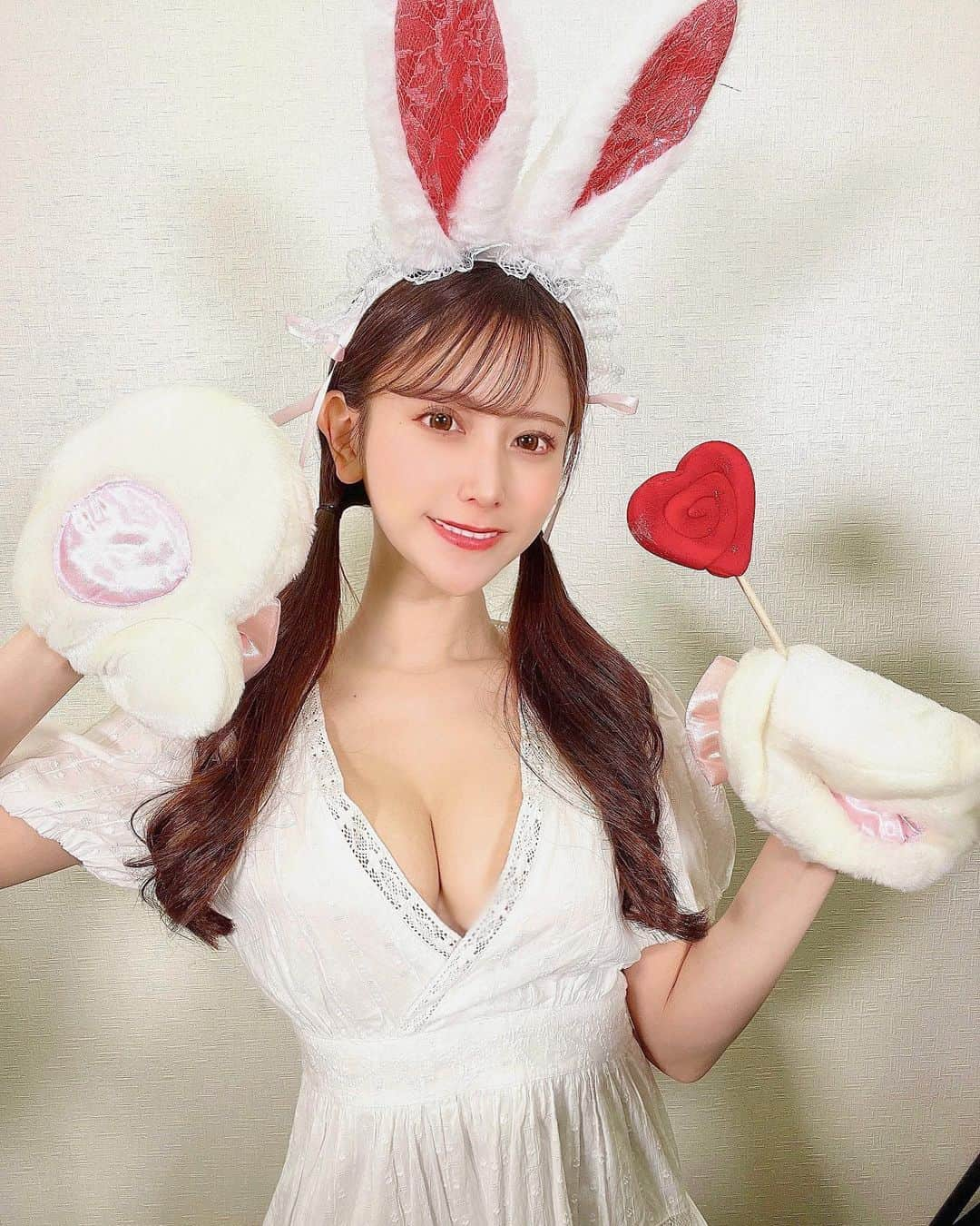 名取くるみさんのインスタグラム写真 - (名取くるみInstagram)「happy valentine🐰💝」2月14日 10時43分 - _miru960616