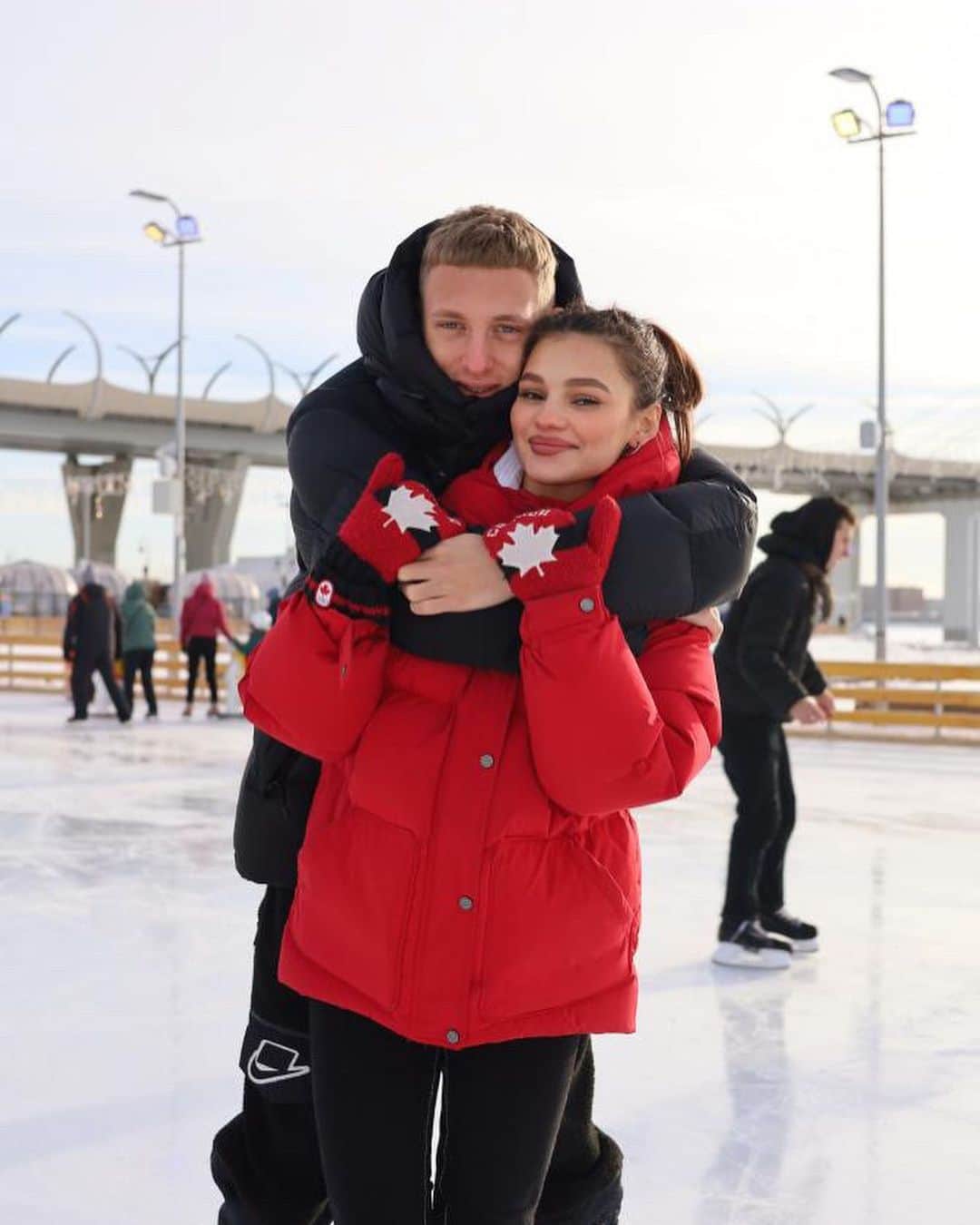 ソフィア・サモドゥロワのインスタグラム：「Happy Valentine’s Day💘」