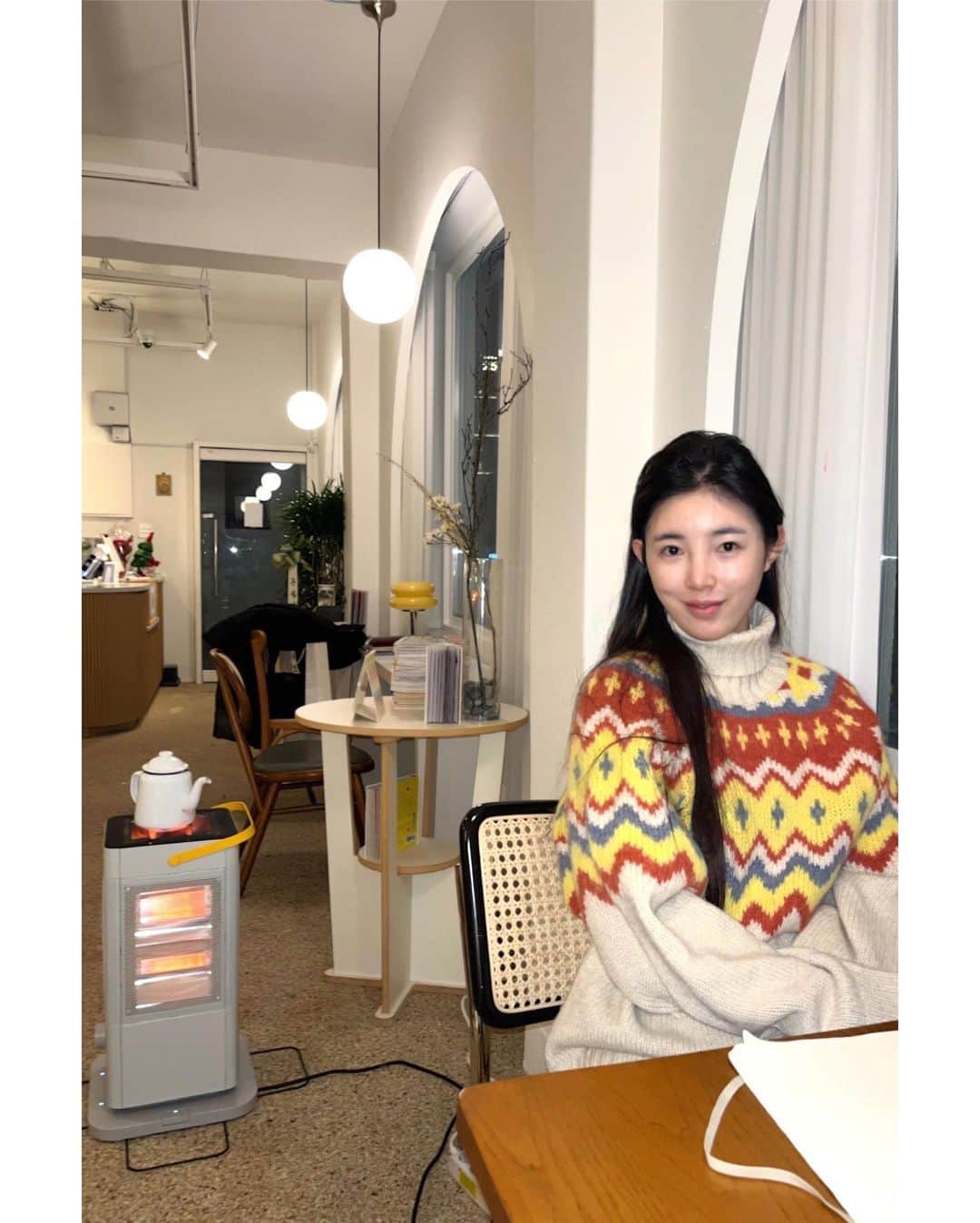 ユ・スンオクのインスタグラム：「유독 길게만 느껴졌던 올 겨울도 끝나가네요 ❄️」