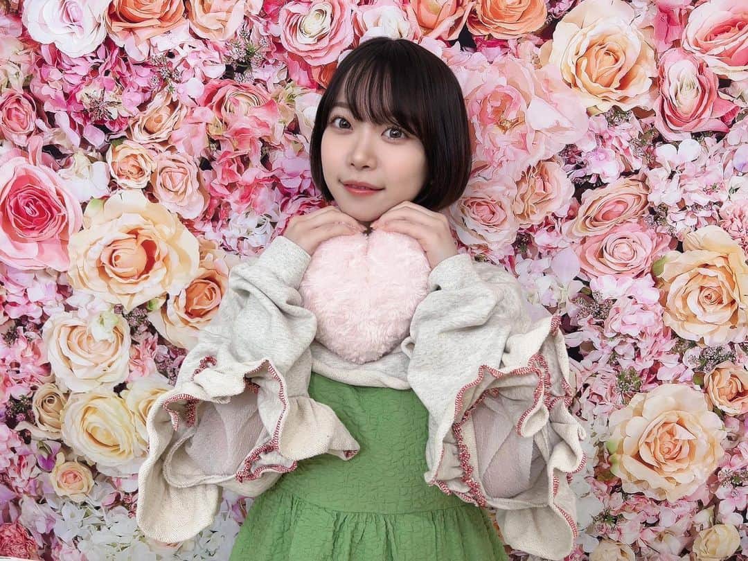 のインスタグラム：「🍫🍫🍫  ハッピーバレンタイン！ Instagramの充実のためにそれっぽい写真を載せます  寒いのはもうじゅうぶんですな〜☃️」