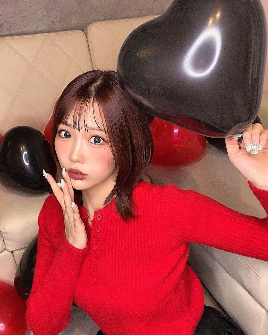 倉田乃彩のインスタグラム：「・ ・ 𝙷𝚊𝚙𝚙𝚢 𝚅𝚊𝚕𝚎𝚗𝚝𝚒𝚗𝚎’𝚜 𝙳𝚊𝚢ㅤ🍫🤎 ・ ・」