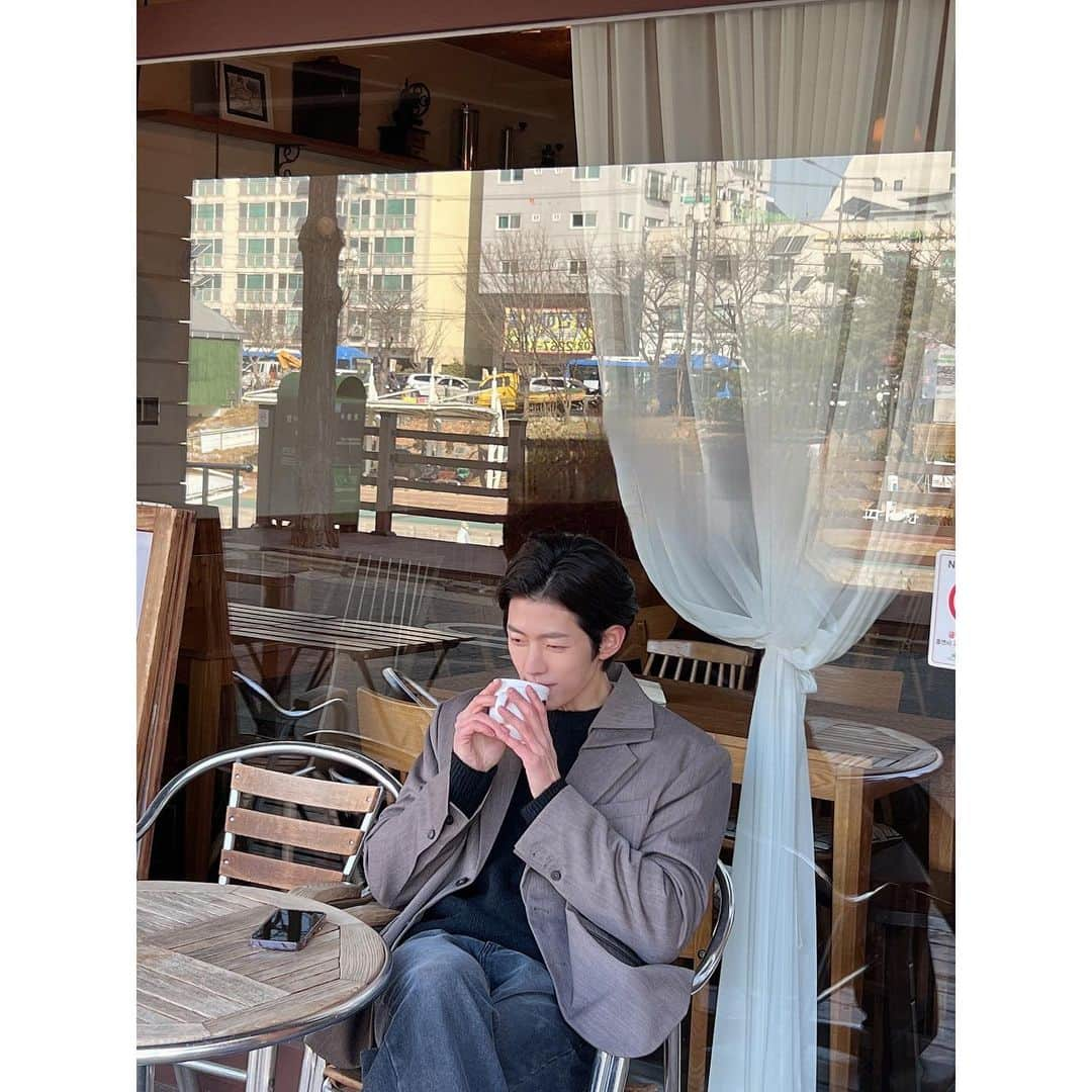 ソンヨルさんのインスタグラム写真 - (ソンヨルInstagram)「뜨아☕️」2月14日 11時50分 - sungyeol_827