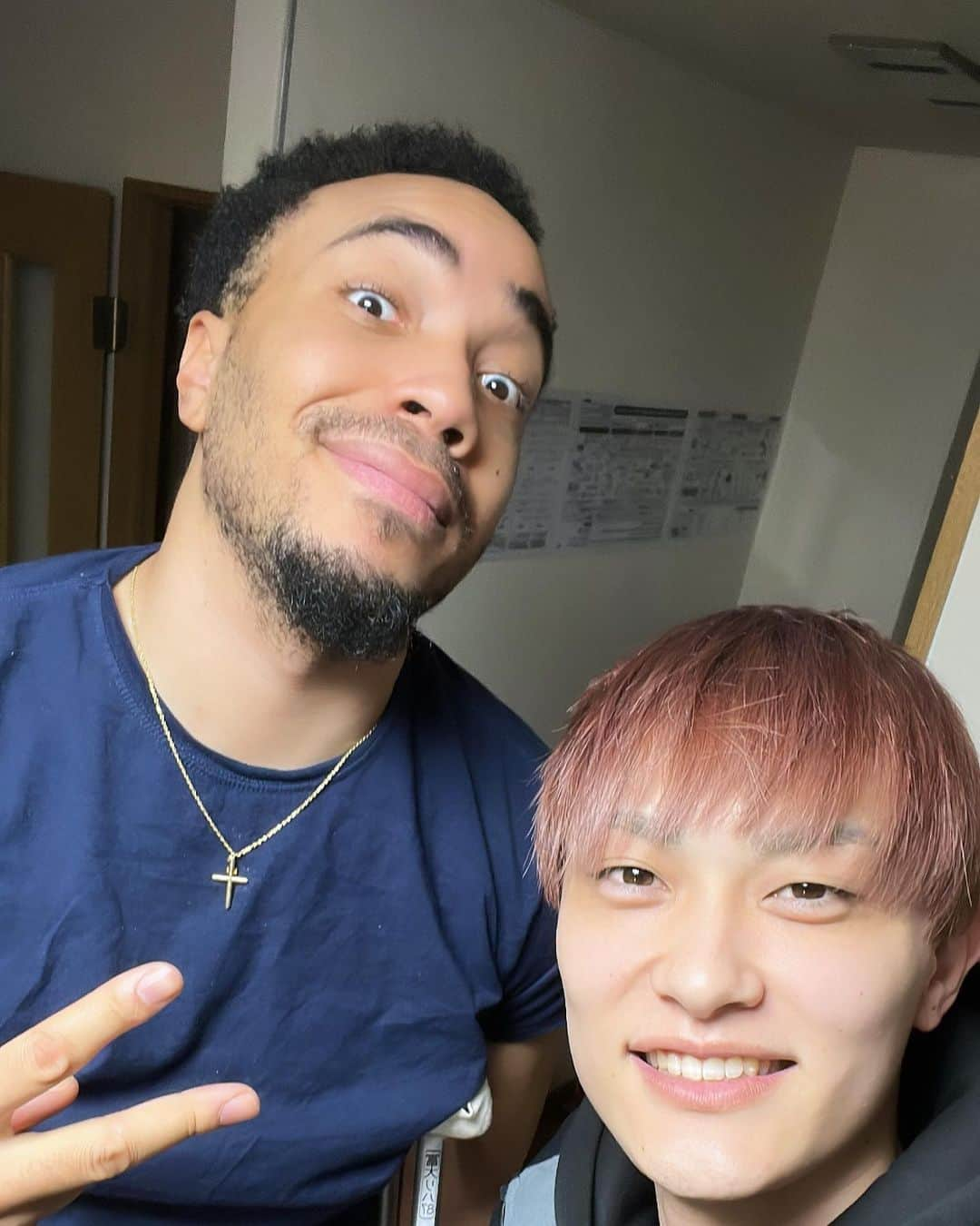 宇都直輝さんのインスタグラム写真 - (宇都直輝Instagram)「Came to see my little bro!lol He'll be fine for sure! Gonna come back even stronger than before! Good luck👍」2月14日 12時24分 - n_u.11