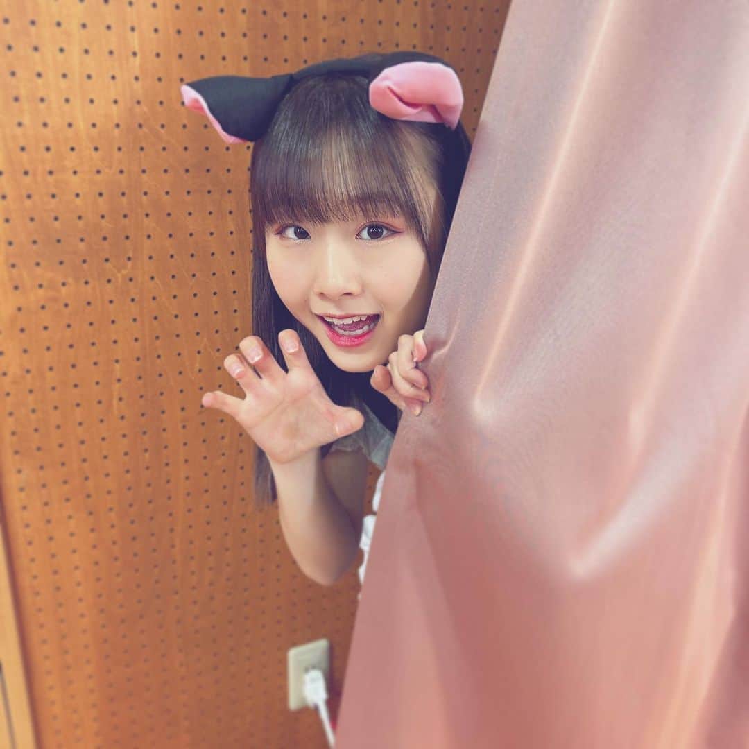 のインスタグラム：「食いしん坊のあみた猫がやってきた！ HappyValentine🐱💓 ⁡ #アプガ2 #UPUPGIRLS2 #idol #Japaneseidol #valentine #猫 #コスプレ」