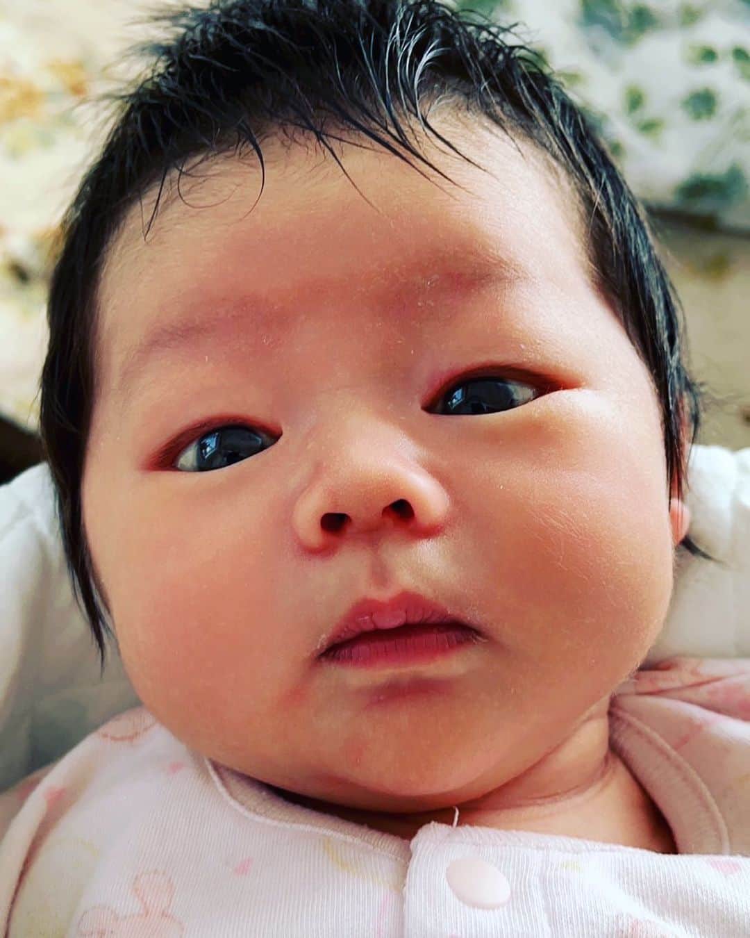 片貝直也さんのインスタグラム写真 - (片貝直也Instagram)「少し大きくなったねー！  そのまま健やかに 育っておくれー。  父ちゃんには 1ミリも似ないでおくれー。」2月14日 17時23分 - naoyakatagai