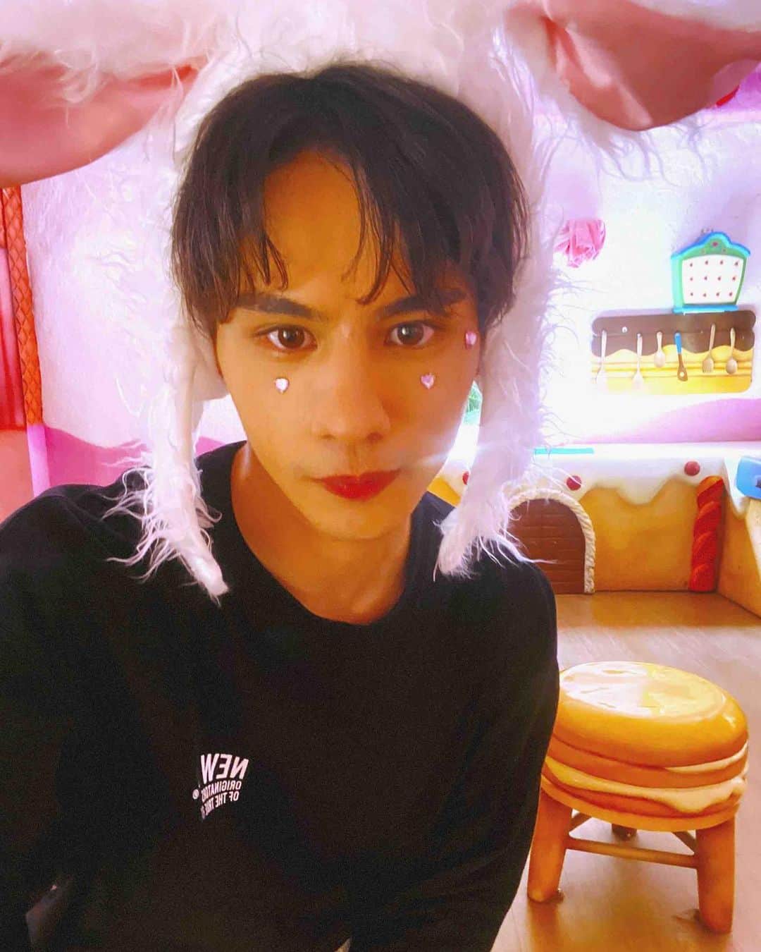 海沼流星のインスタグラム：「Happy Valentine🍫🐰💕」