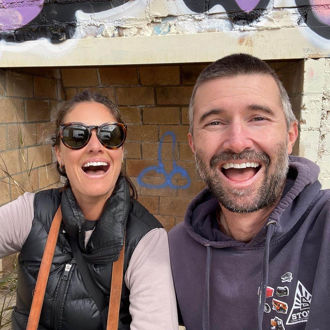 ブランドン・ジェンナーのインスタグラム：「These two are deeply in love!! ♥️🥰」
