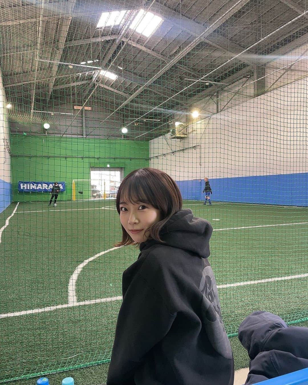 のインスタグラム：「フットサルした🫶🏻 この写真の1時間後には疲労困憊の神野が出来上がりました。」