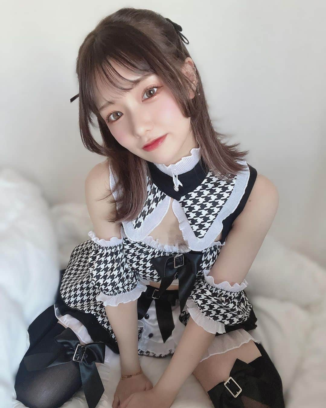 のインスタグラム：「わたしの作るフォンダンショコラけっこう美味しいって知ってた？  #バレンタイン　#コスプレ　#malymoon」