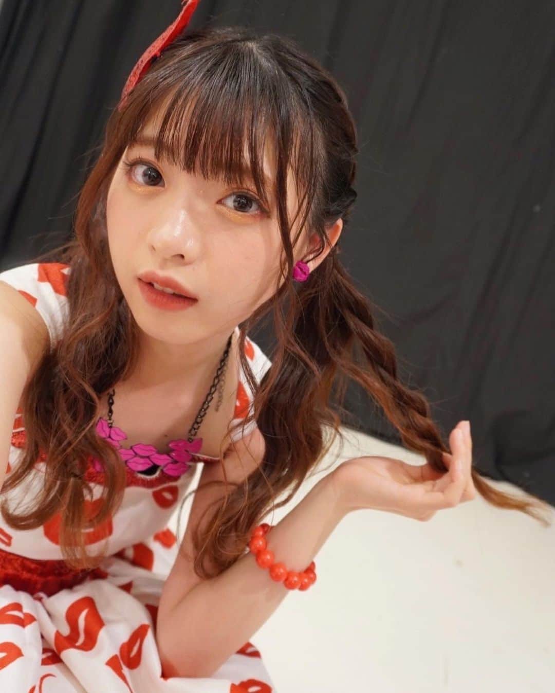 馬嘉伶さんのインスタグラム写真 - (馬嘉伶Instagram)「🍵  🍫Happy Valentine♥️  今日はチョコをもらったよーって人🙋🏻‍♀️❓  #AKB48 #AKB衣装💖 #💋」2月14日 22時09分 - macyacyarin
