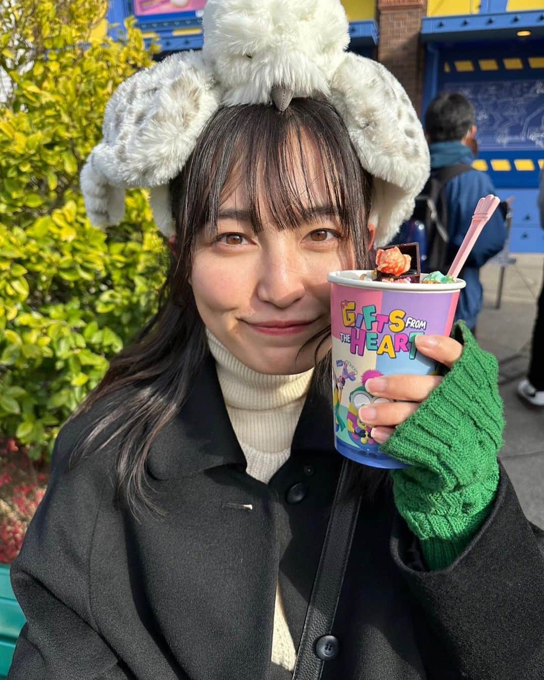 堀口日萌さんのインスタグラム写真 - (堀口日萌Instagram)「ハッピーバレンタイン💕🍫 みんな何個チョコもらった？ 日萌は0個です😇 写真はちょっと前のユニバ🥰 ヘドウィグてぃゃ  #バレンタイン #valentine #ユニバ #ユニバーサルスタジオジャパン #usj #ootd #アームウォーマー #ユニバコーデ #fyp #03 #03년생 #jd #大学生 #堀口日萌」2月14日 22時13分 - himechannel_0624