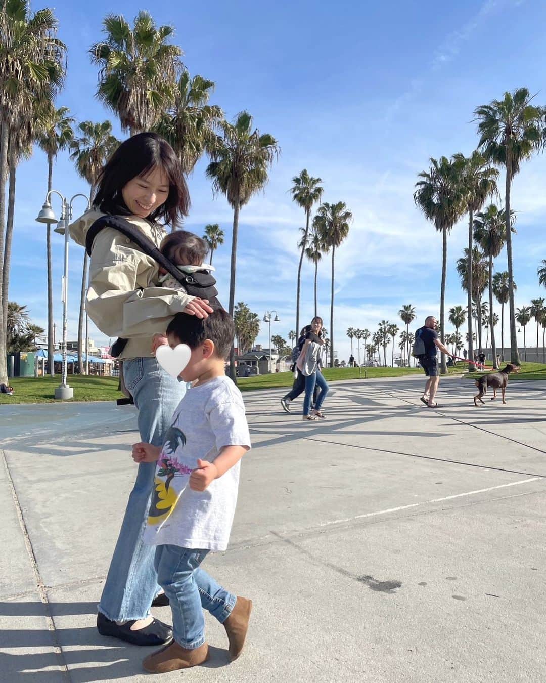 松本ゆいのインスタグラム：「子どもたちと過ごす時間が幸せでたまらない。 #LA#losangeles#まつゆいの旅#trip#familytrip#venice」