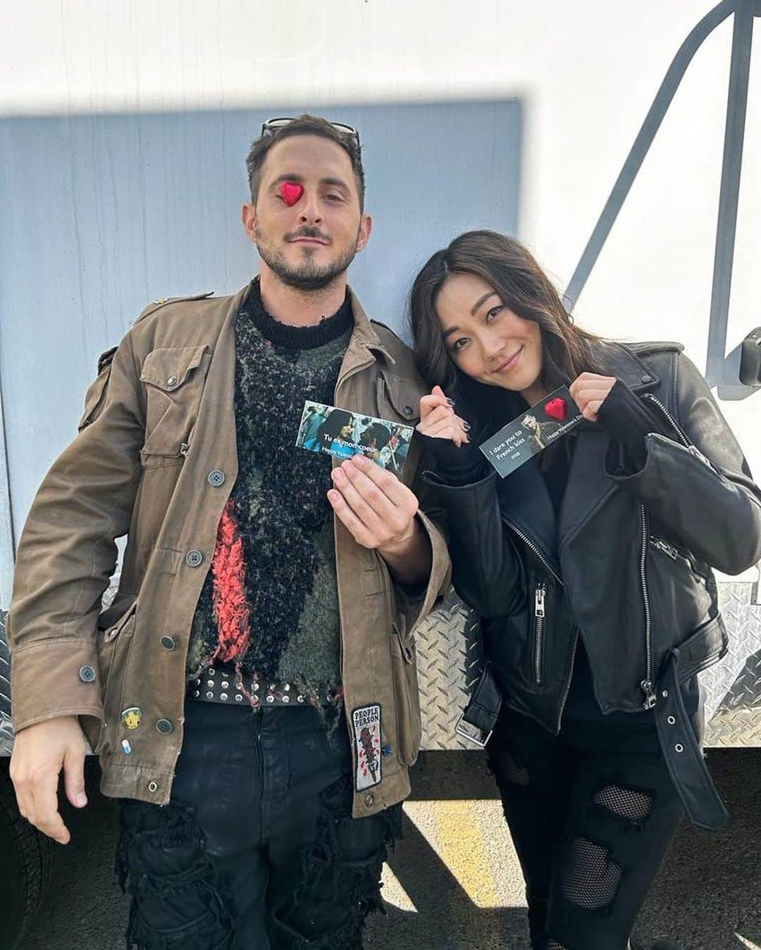 福原かれんさんのインスタグラム写真 - (福原かれんInstagram)「Happy Valentine’s Day from Frenchie & Kimiko ❤️   #kimchie #TheBoysTV」2月15日 14時14分 - karenfukuhara