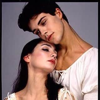 ロベルト・ボッレさんのインスタグラム写真 - (ロベルト・ボッレInstagram)「25 years ago on the front page of The Times. (1998) It was Valentine’s Day and we were rehearsing @englishnationalballet new production of Romeo and Juliet. ❤️ Happy Valentine’s Day everyone.   14 febbraio’98. Un quarto di secolo non è poco eh??!! 😎 Buon San Valentino a tutti!!  @rojotamara @thetimes #romeoandjuliet #DerekDeane #royalalberthall #valentineday」2月15日 5時54分 - robertobolle