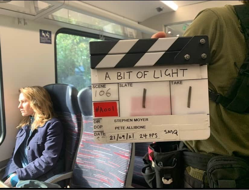 アンナ・パキンさんのインスタグラム写真 - (アンナ・パキンInstagram)「@officialsbiff TONIGHT’S SCREENING of @abitoflightfilm m 5:20pm PST VENTURA county!   Posted @withregram • @stephenmoyer For anyone in a bind for what to do tonight in Ventura area please come see our film @abitoflightfilm in the Santa Barbara Film Festival at 5.20pm @ Metro4 theatre.  Here’s a link for tickets  https://givebox.com/522758  If you are struggling to work out how to get them reply to me on this thread and I will try and help in the next few hours.   Happy Valentines Day people.」2月15日 6時51分 - _annapaquin