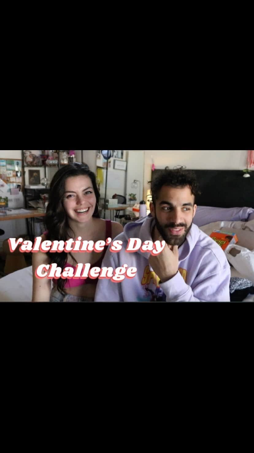 ダネル・レイバのインスタグラム：「This was really fun! Go on my YouTube channel to check out the full video! Valentine’s Day Challenge! @_monica_lynne」