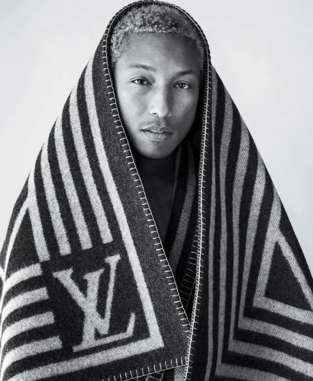 Men's Fashion Postさんのインスタグラム写真 - (Men's Fashion PostInstagram)「@pharrell is @louisvuitton’s new men’s creative director」2月15日 9時51分 - mensfashionpost
