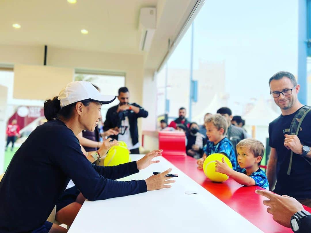 ジャン・シューアイさんのインスタグラム写真 - (ジャン・シューアイInstagram)「How cute these fans !@qatartennis」2月15日 23時14分 - zhangshuai121