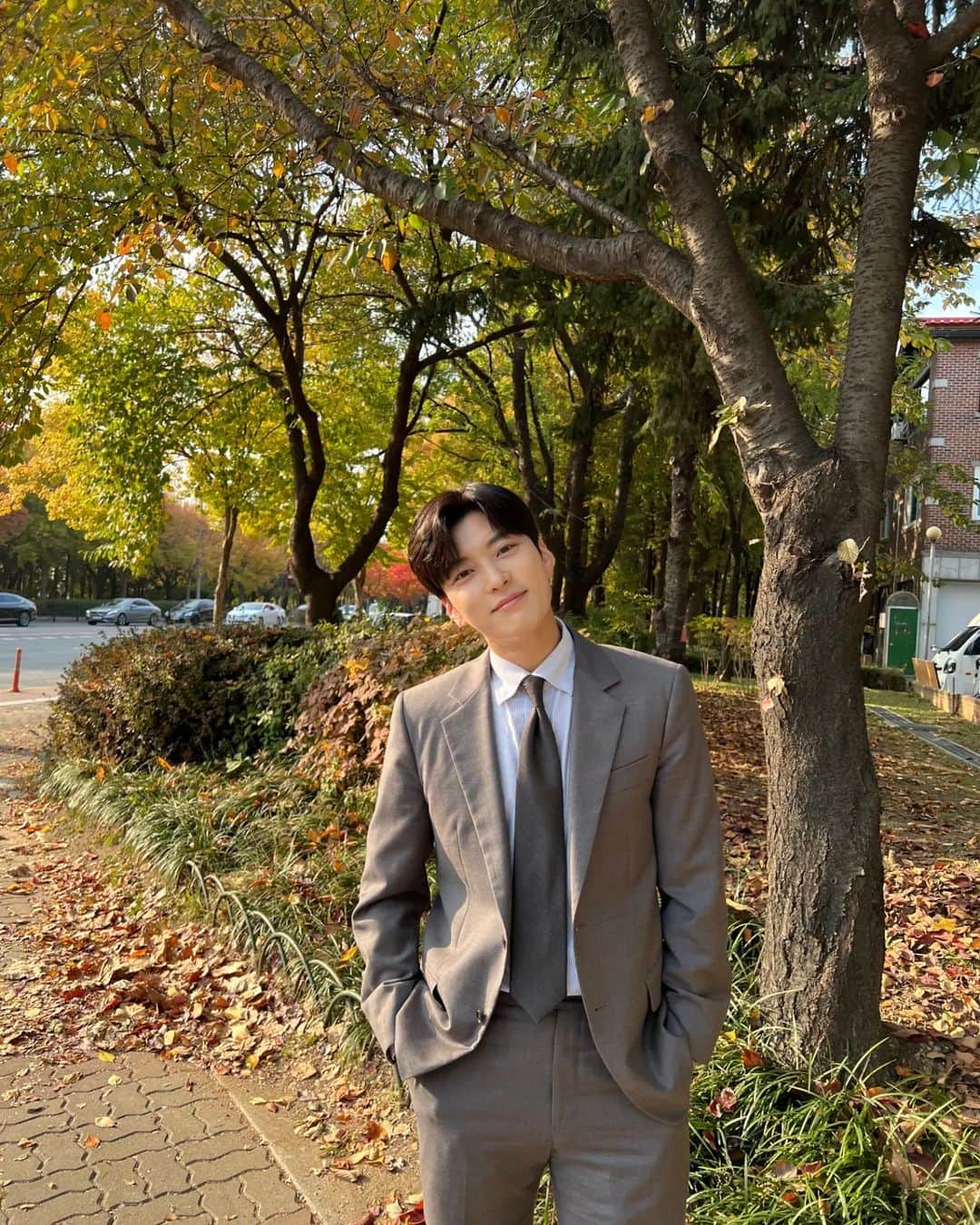 チャン・スンジョのインスタグラム：「#남이데이 #오늘밤9시  #하라와은범이는_과연🤔」