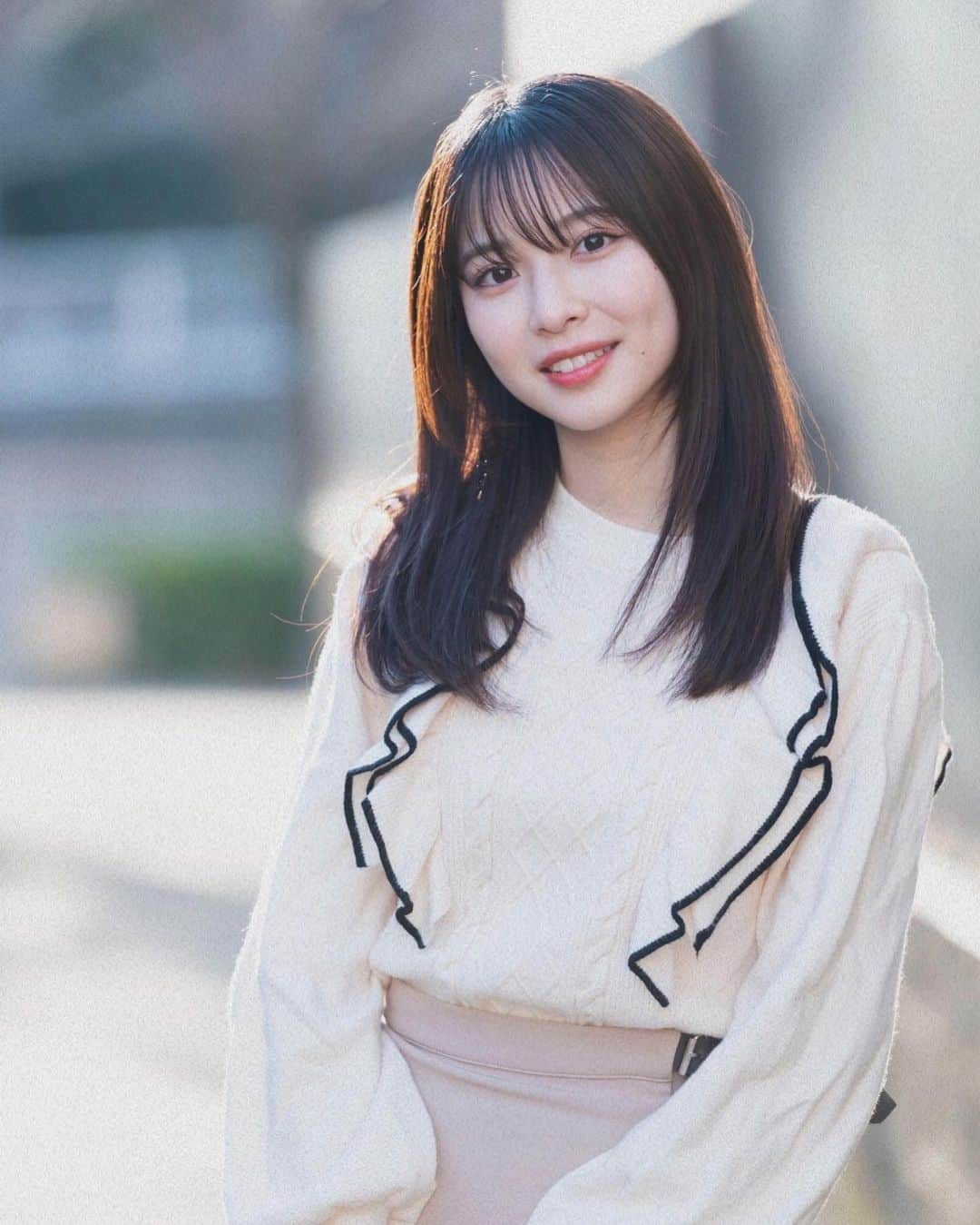 のインスタグラム：「2月18日（土）午前8時30分〜 関西テレビ「土曜はナニする！？」に出演させて頂きます！  BOMB3月号も発売中です🤍  合わせてチェックしてみてください❣️」
