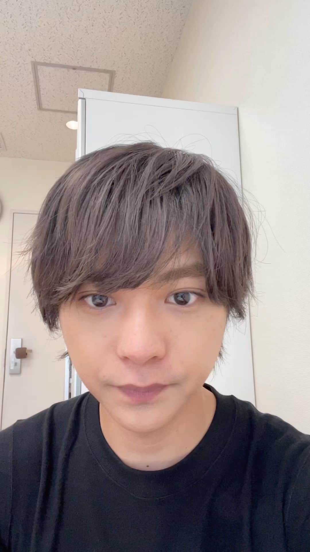 のインスタグラム：「⁡ ⁡ ただ見るだけ。 ⁡ by 勝利 ⁡ #いまの髪こんな感じ」