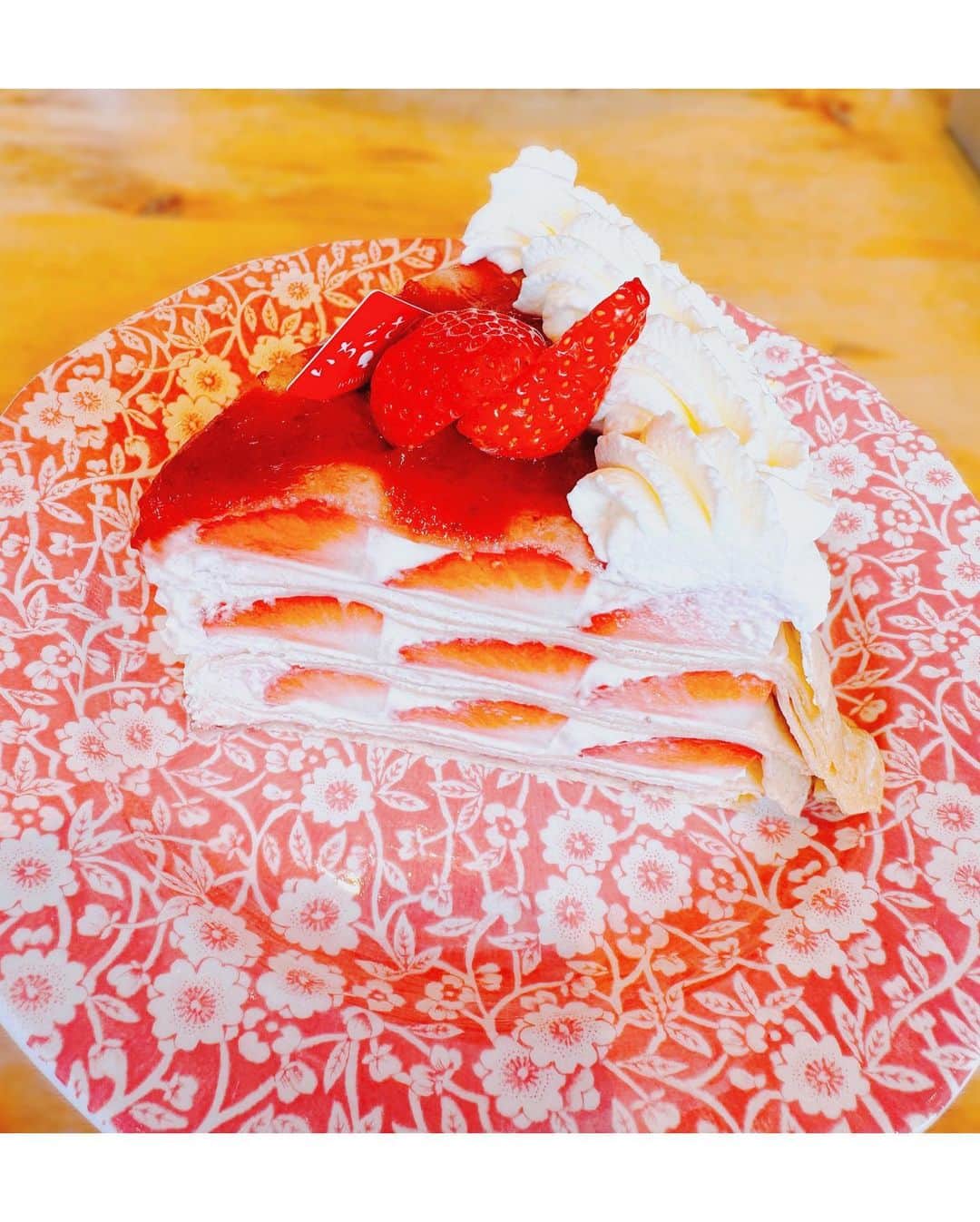 藤澤涼架さんのインスタグラム写真 - (藤澤涼架Instagram)「🍰🌟🍓  #りょうちゃんのランチ🍴 #というかデザート🤭 #foodie #spongecake  #strawberry」2月15日 22時12分 - ryoka_fujisawa_mga